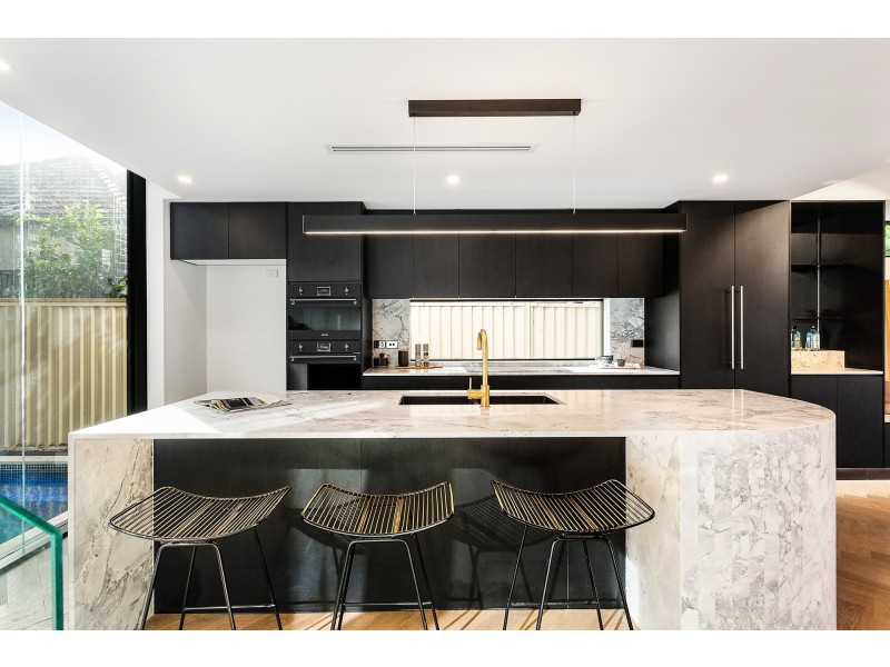 29B Woodland Street, Marrickville NSW 2204