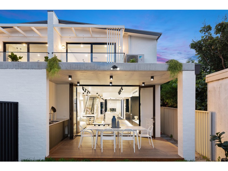 29B Woodland Street, Marrickville NSW 2204