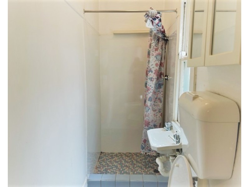 2/71 Warren Road, Marrickville NSW 2204