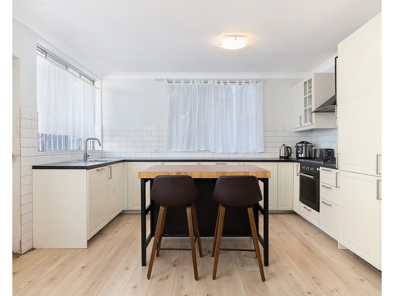 13 Thornley Street, Marrickville NSW 2204