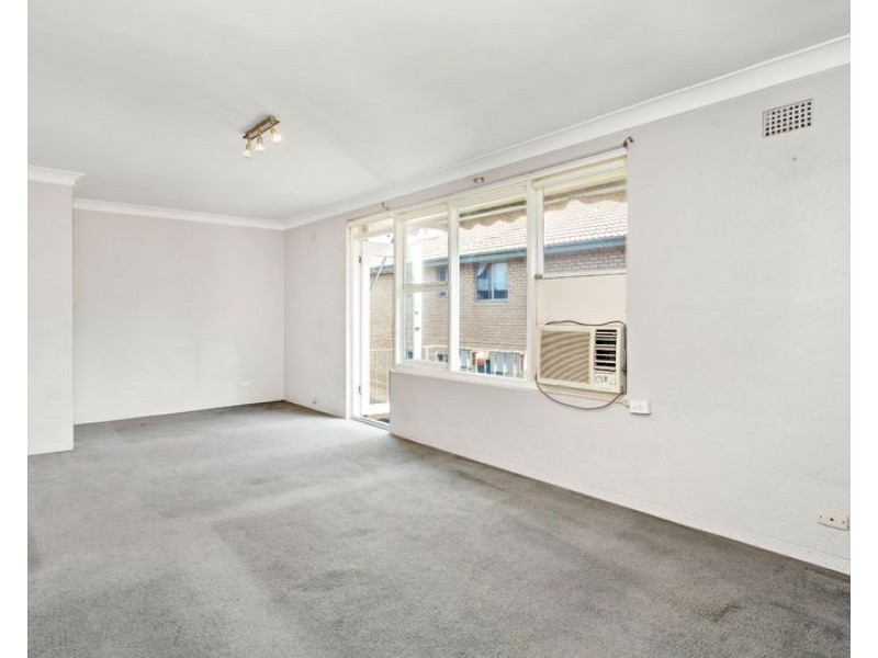 4/5 Bayley Street, Marrickville NSW 2204
