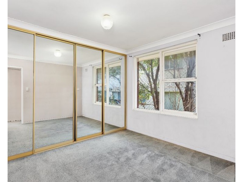 4/5 Bayley Street, Marrickville NSW 2204