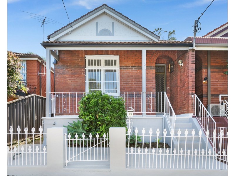 19 Loftus Street, Dulwich Hill NSW 2203