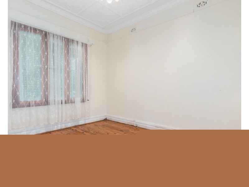 9 England Avenue, Marrickville NSW 2204