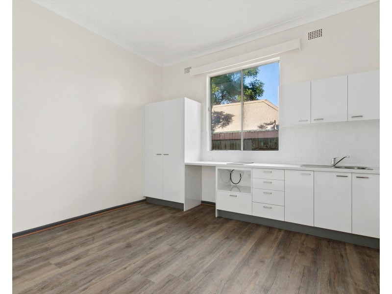 8/8 Wemyss Street, Enmore NSW 2042