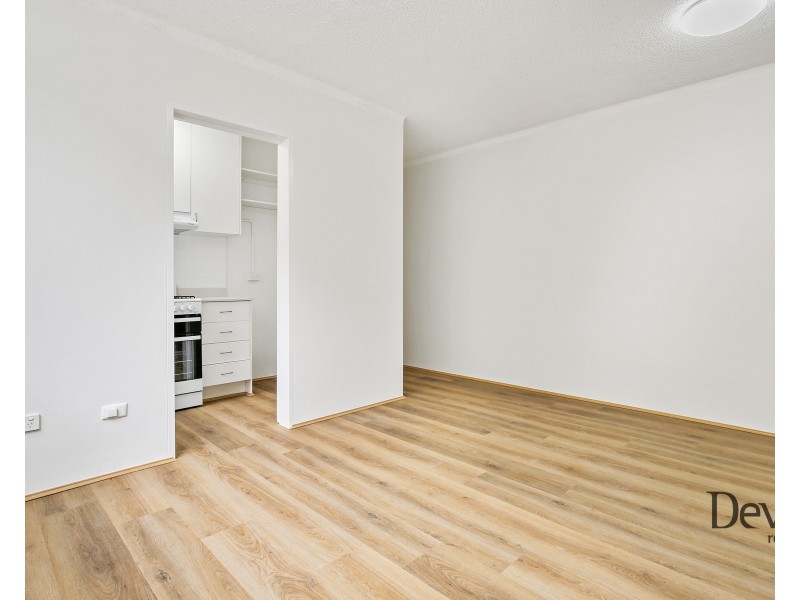 18/38a Ewart Street, Marrickville NSW 2204