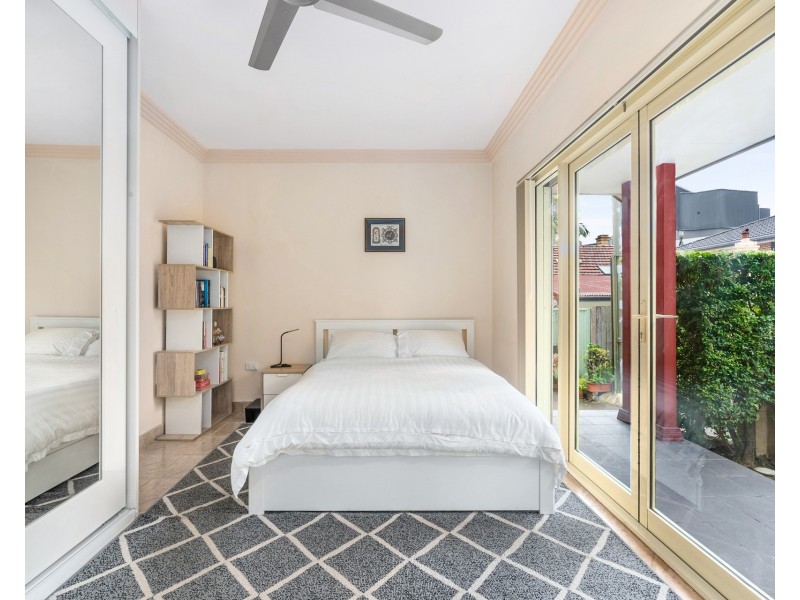 2/81 Old Canterbury Road, Lewisham NSW 2049