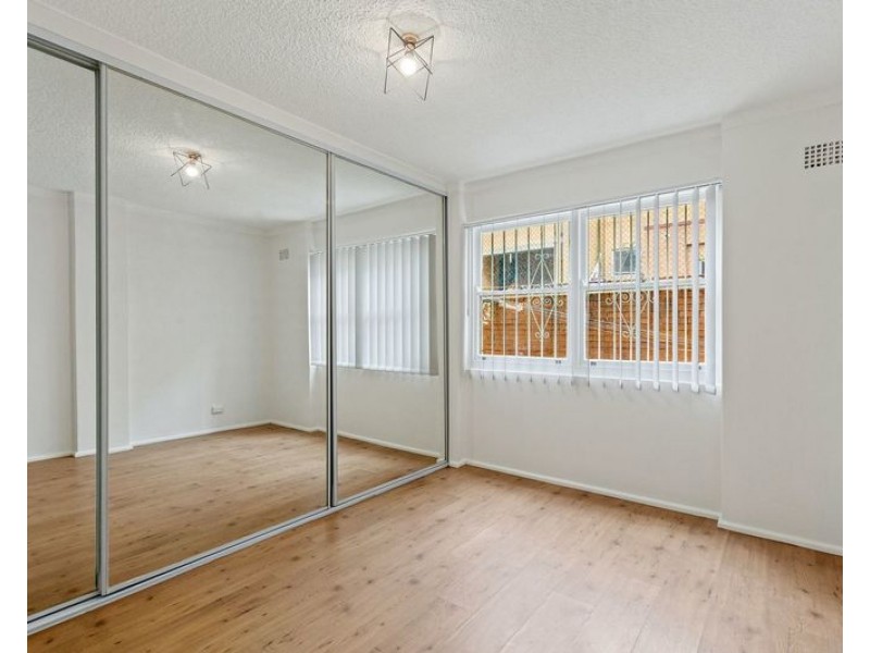 1/13-15 Glen Street, Marrickville NSW 2204