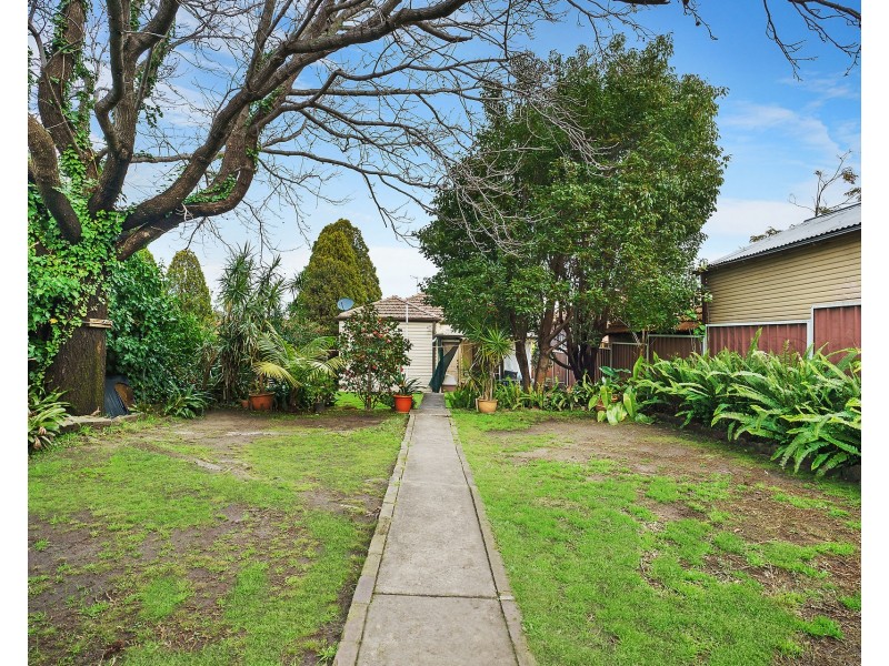 7 Canberra Street, Hurlstone Park NSW 2193