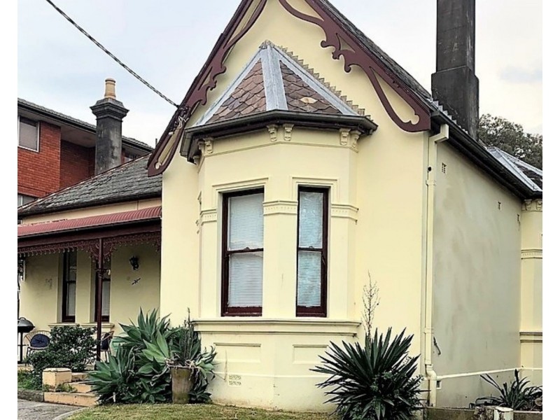 2/71 Warren Road, Marrickville NSW 2204