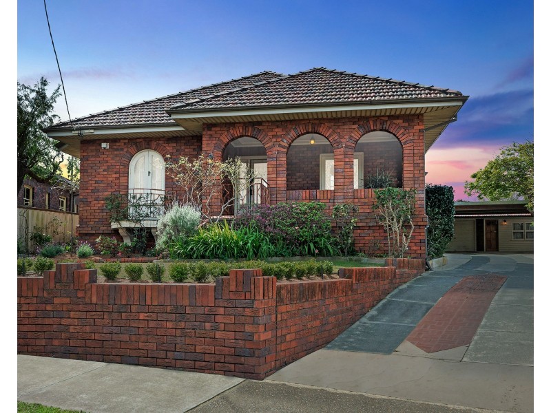 10 Hugh Avenue, Dulwich Hill NSW 2203