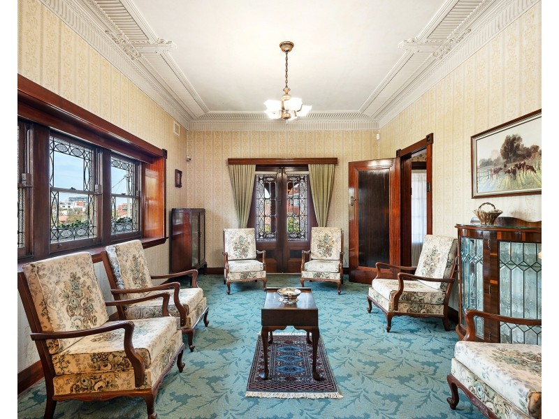 10 Hugh Avenue, Dulwich Hill NSW 2203