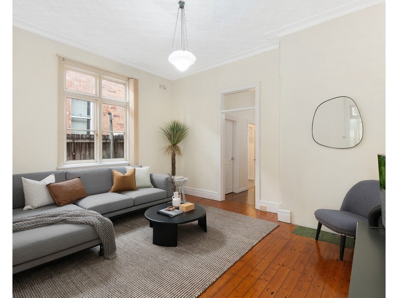 98 Unwins Bridge Road, St Peters NSW 2044
