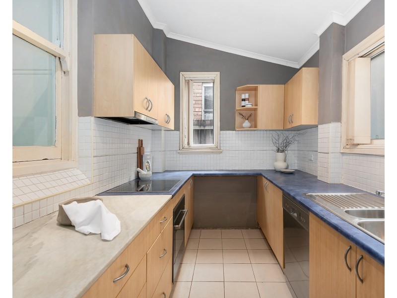 98 Unwins Bridge Road, St Peters NSW 2044