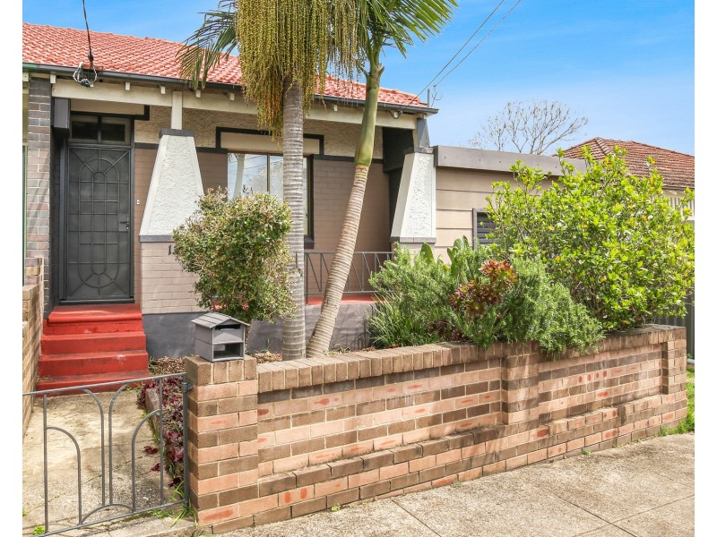 12 Green Street, Tempe NSW 2044
