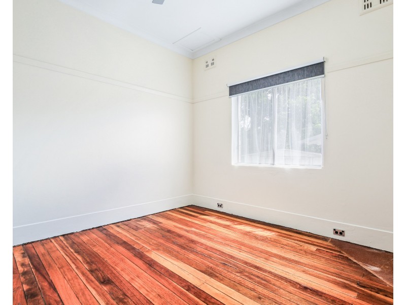 12 Green Street, Tempe NSW 2044