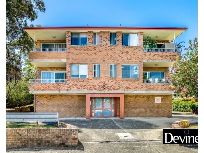 2/35-37 Jeffrey Street, Canterbury NSW 2193