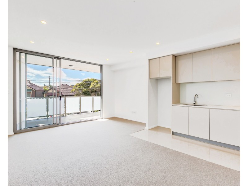 D102/359 Illawarra Road, Marrickville NSW 2204