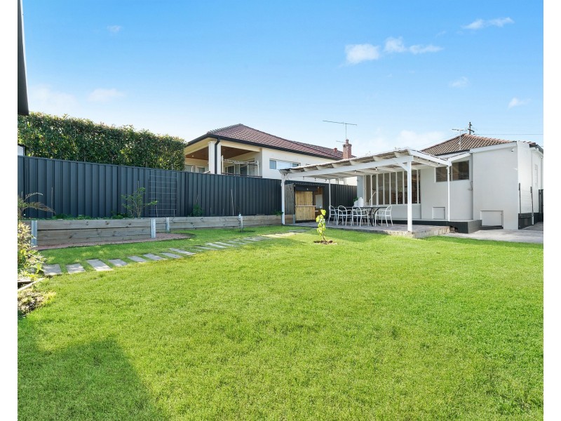 11 Francis Street, Earlwood NSW 2206