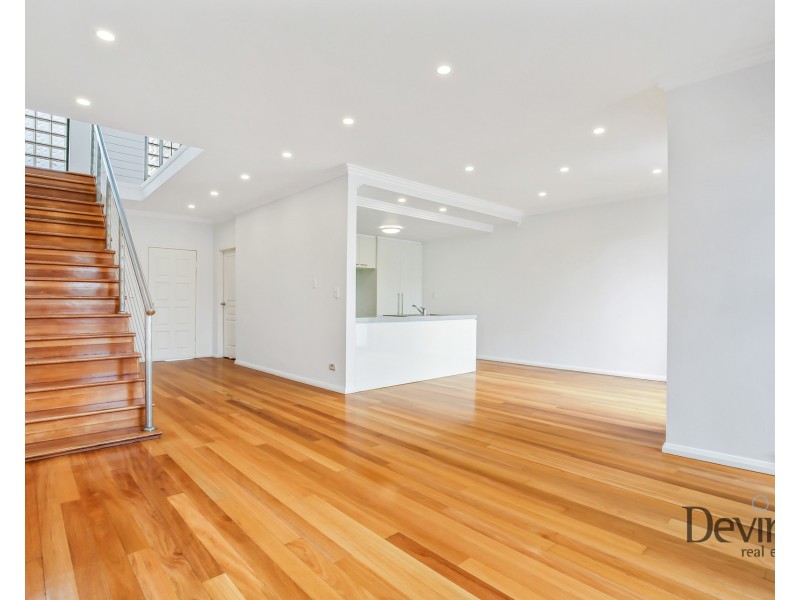 16 Farrow Lane, Tempe NSW 2044