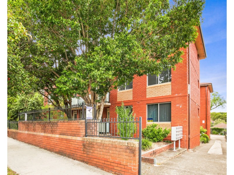 6/8 Bayley Street, Marrickville NSW 2204