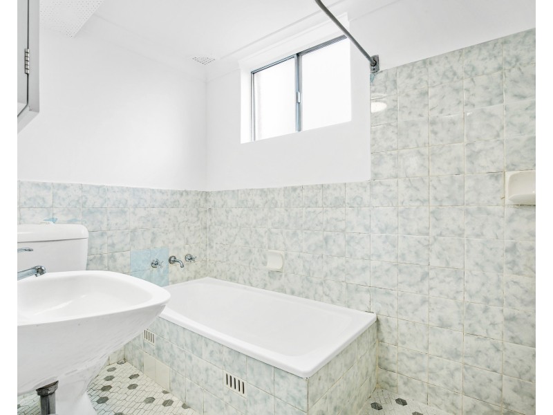 6/8 Bayley Street, Marrickville NSW 2204
