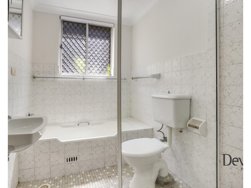 4/18-20 Schwebel Street, Marrickville NSW 2204