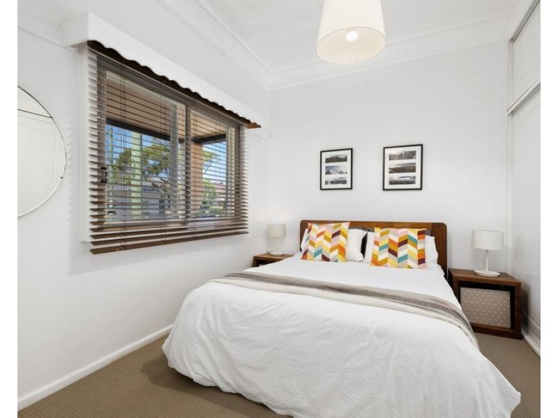 28 Yelverton Street, Sydenham NSW 2044