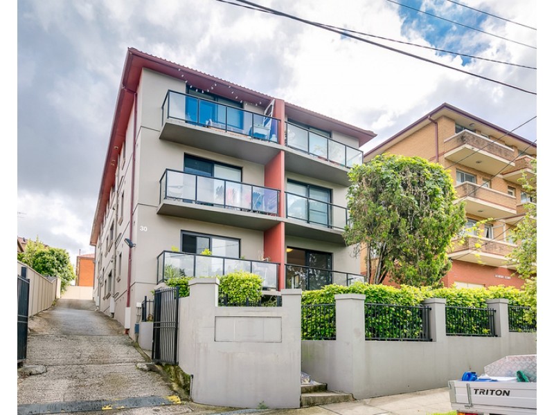 10/30 Glen Street, Marrickville NSW 2204