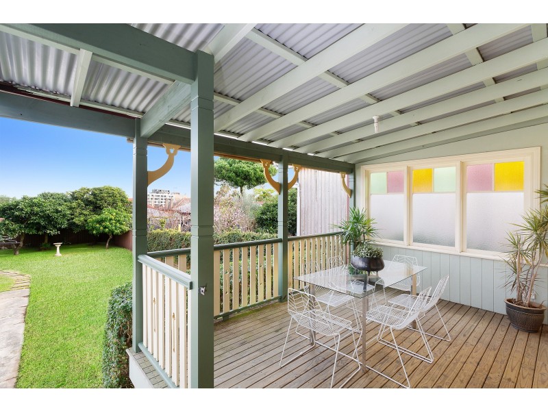 18 Challis Avenue, Dulwich Hill NSW 2203