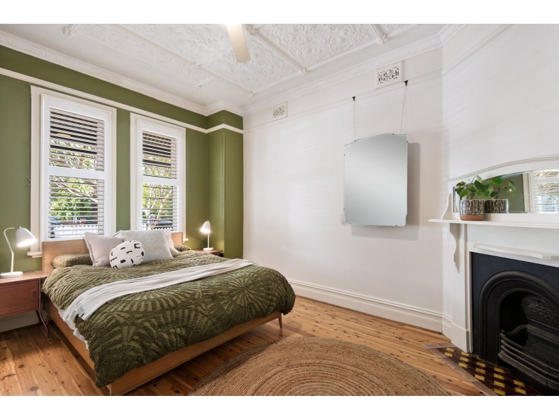 33 Charlecot Street, Dulwich Hill NSW 2203