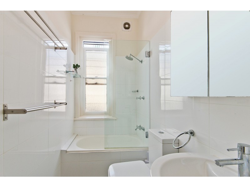 33 Charlecot Street, Dulwich Hill NSW 2203