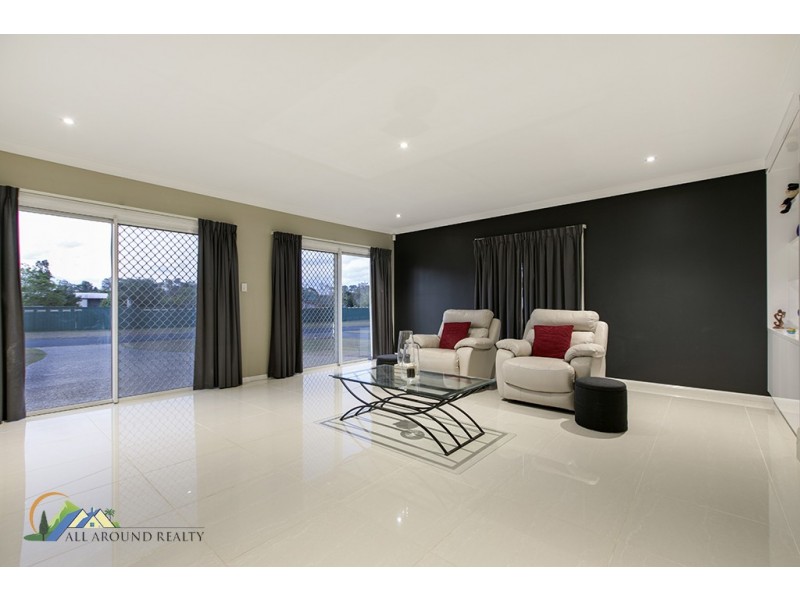 6-8 Taksan Place, Ningi QLD 4511