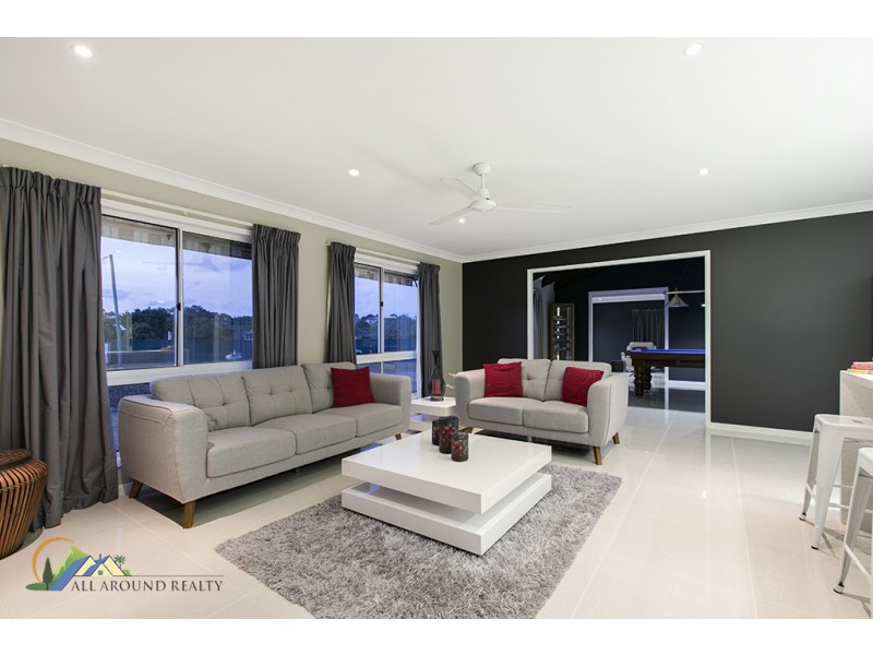 6-8 Taksan Place, Ningi QLD 4511