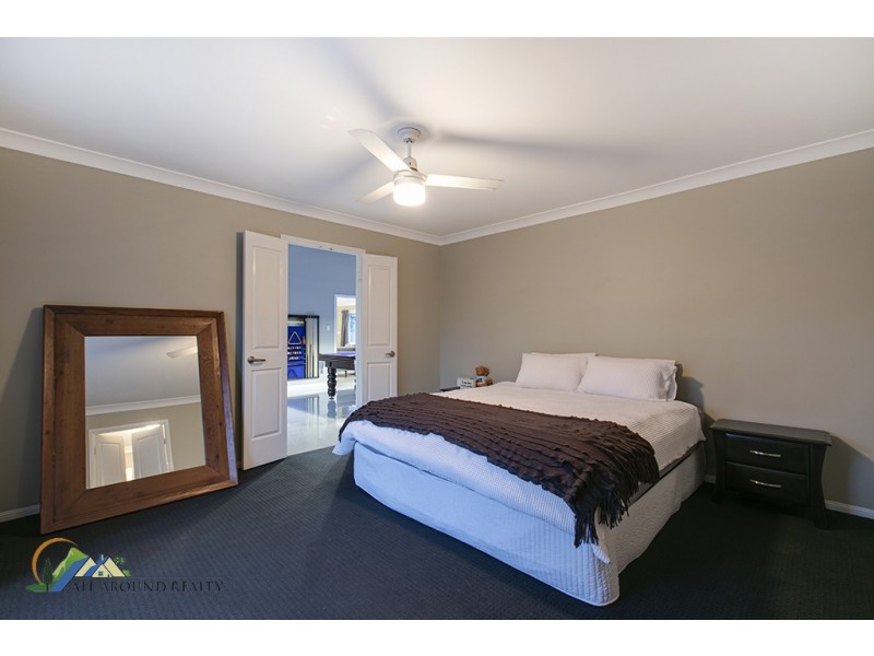 6-8 Taksan Place, Ningi QLD 4511