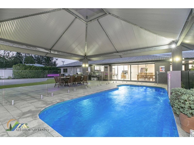 10 Beacon Street, Morayfield QLD 4506