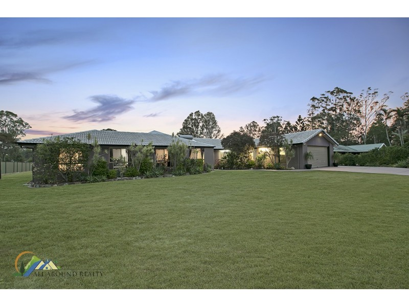 10 Beacon Street, Morayfield QLD 4506