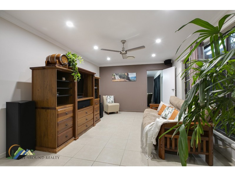10 Beacon Street, Morayfield QLD 4506