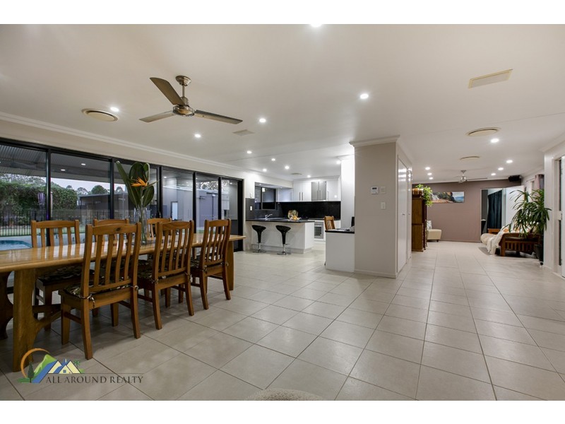 10 Beacon Street, Morayfield QLD 4506