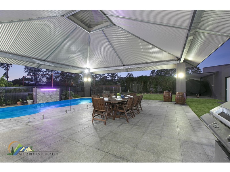 10 Beacon Street, Morayfield QLD 4506