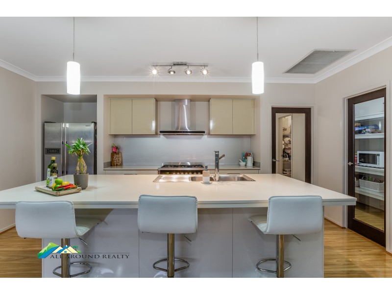 8 Clydebank Court, Bellmere QLD 4510