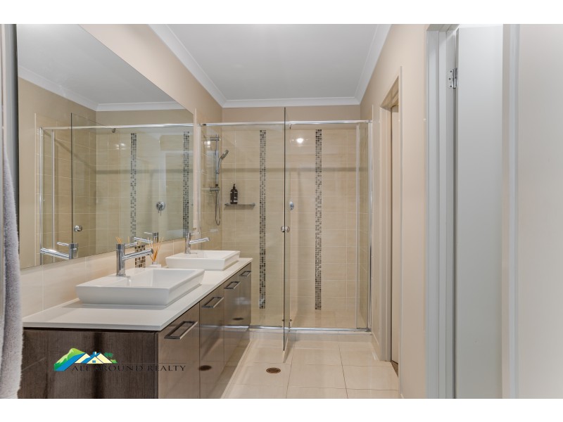 8 Clydebank Court, Bellmere QLD 4510