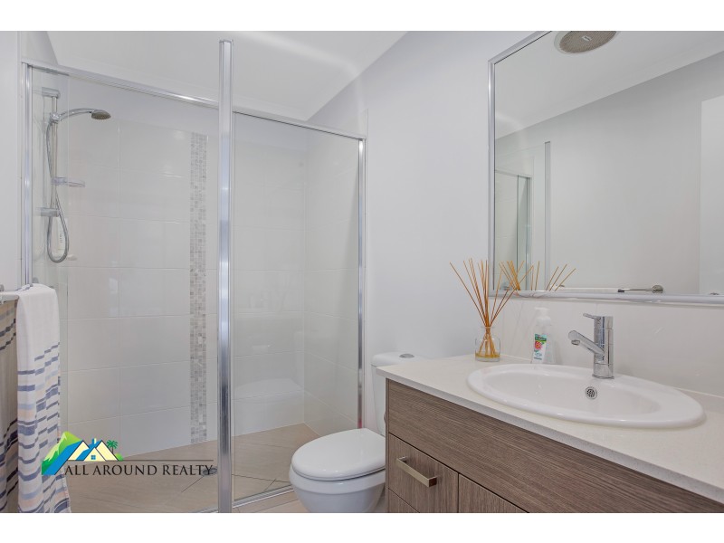 1/18 Proteous Street, Burpengary QLD 4505