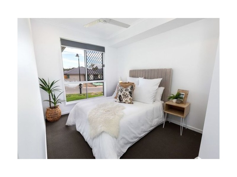 2/18 Proteous Street, Burpengary QLD 4505