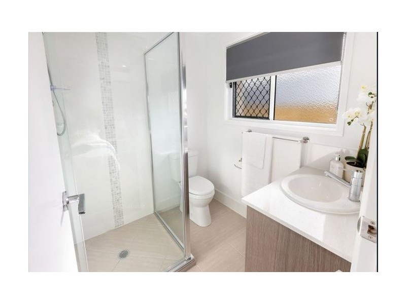 2/18 Proteous Street, Burpengary QLD 4505