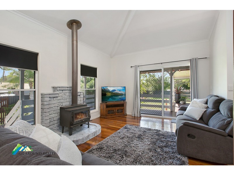 26 Neurum Street, Woodford QLD 4514