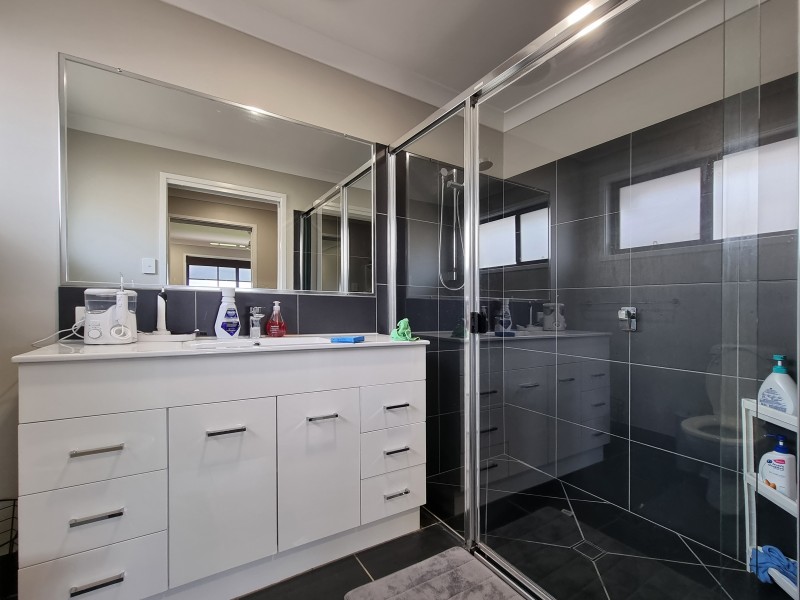 52 Riverparks Way, Upper Caboolture QLD 4510