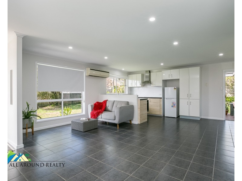 28 Coolgarra Avenue, Bongaree QLD 4507