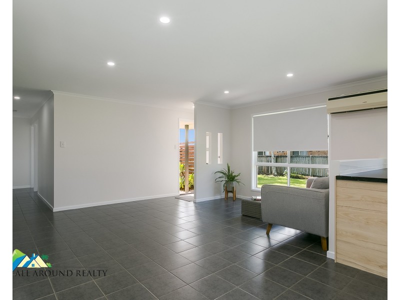 28 Coolgarra Avenue, Bongaree QLD 4507