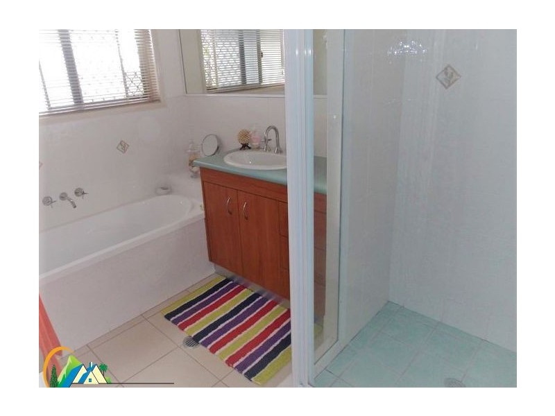 293 Nukku North Road, Blackbutt QLD 4306